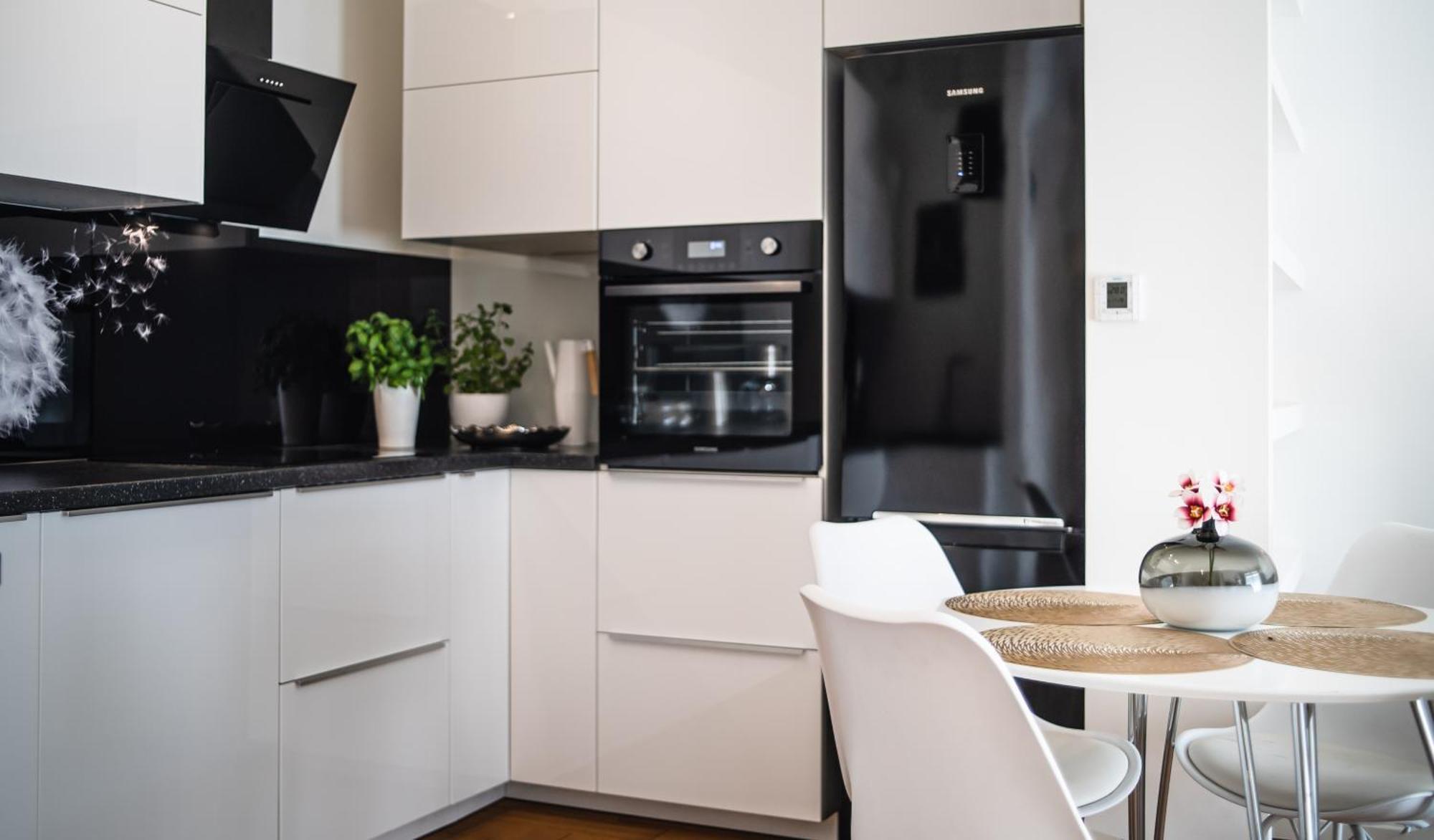 Apartamenty Homely Place 8 - Parking Poznan Bilik gambar