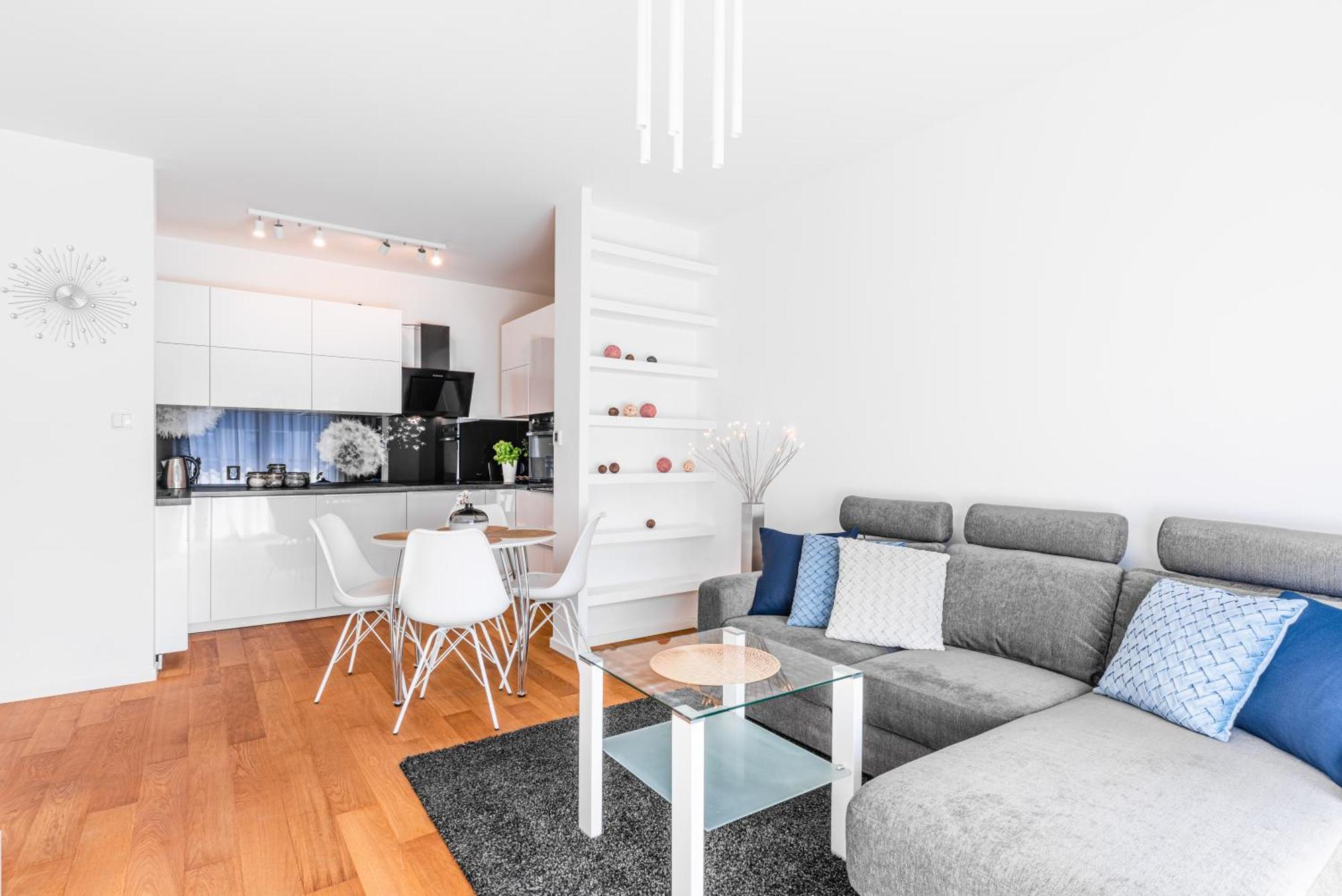 Apartamenty Homely Place 8 - Parking Poznan Bilik gambar