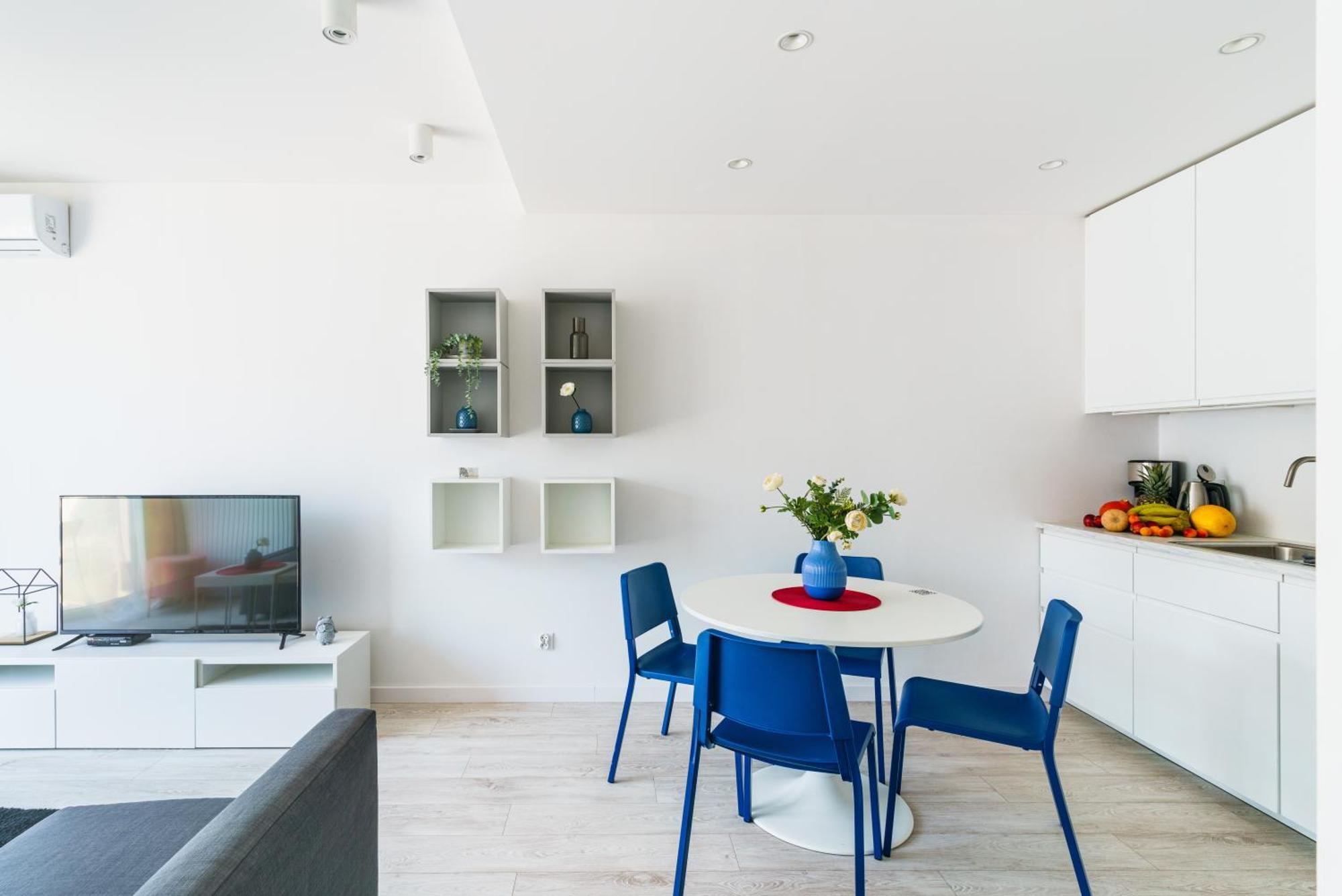 Apartamenty Homely Place 8 - Parking Poznan Bilik gambar