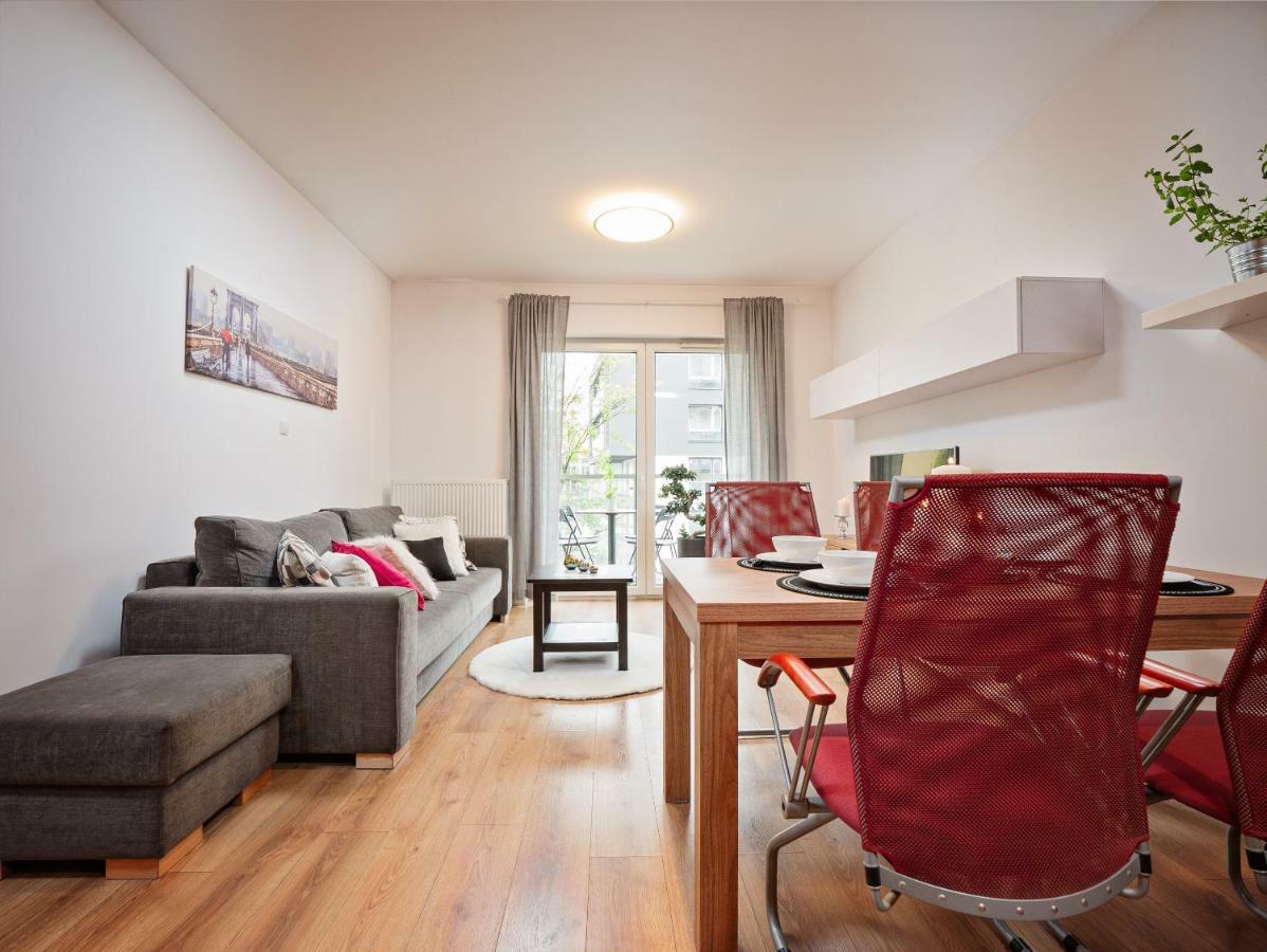 Apartamenty Homely Place 8 - Parking Poznan Luaran gambar