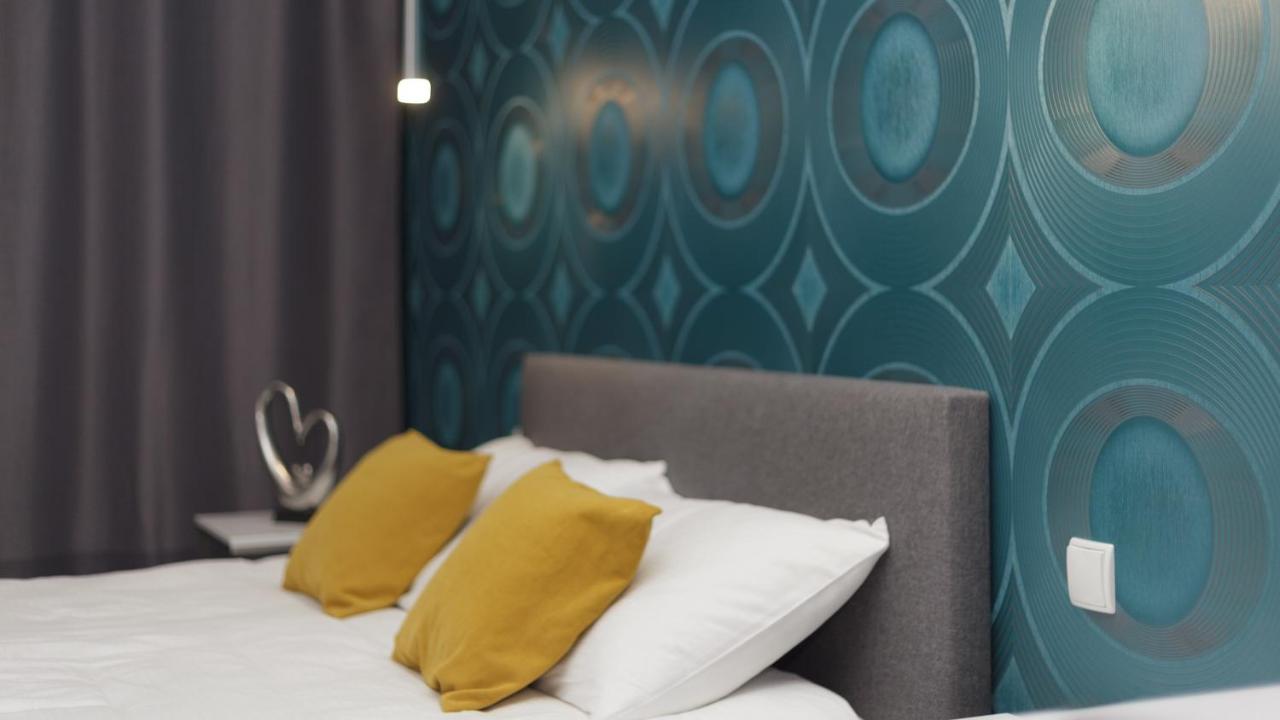 Apartamenty Homely Place Serce Poznania - Stary Rynek - Parking Bilik gambar